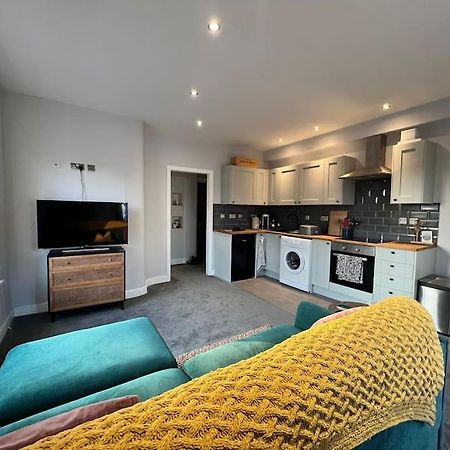 Bright, First Floor, One Bedroom Flat In Wimborne Wimborne Minster Luaran gambar
