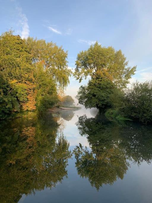 Bright, First Floor, One Bedroom Flat In Wimborne Wimborne Minster Luaran gambar